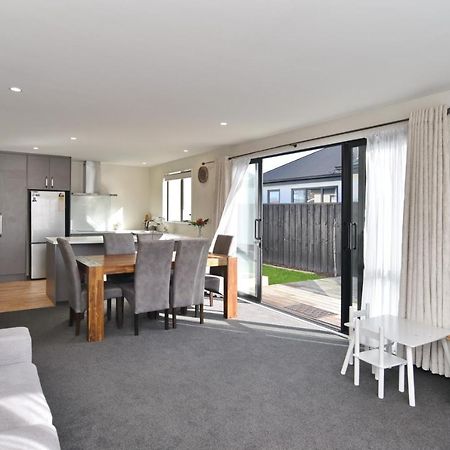 Thomas Townhouse - Christchurch Holiday Homes Ngoại thất bức ảnh
